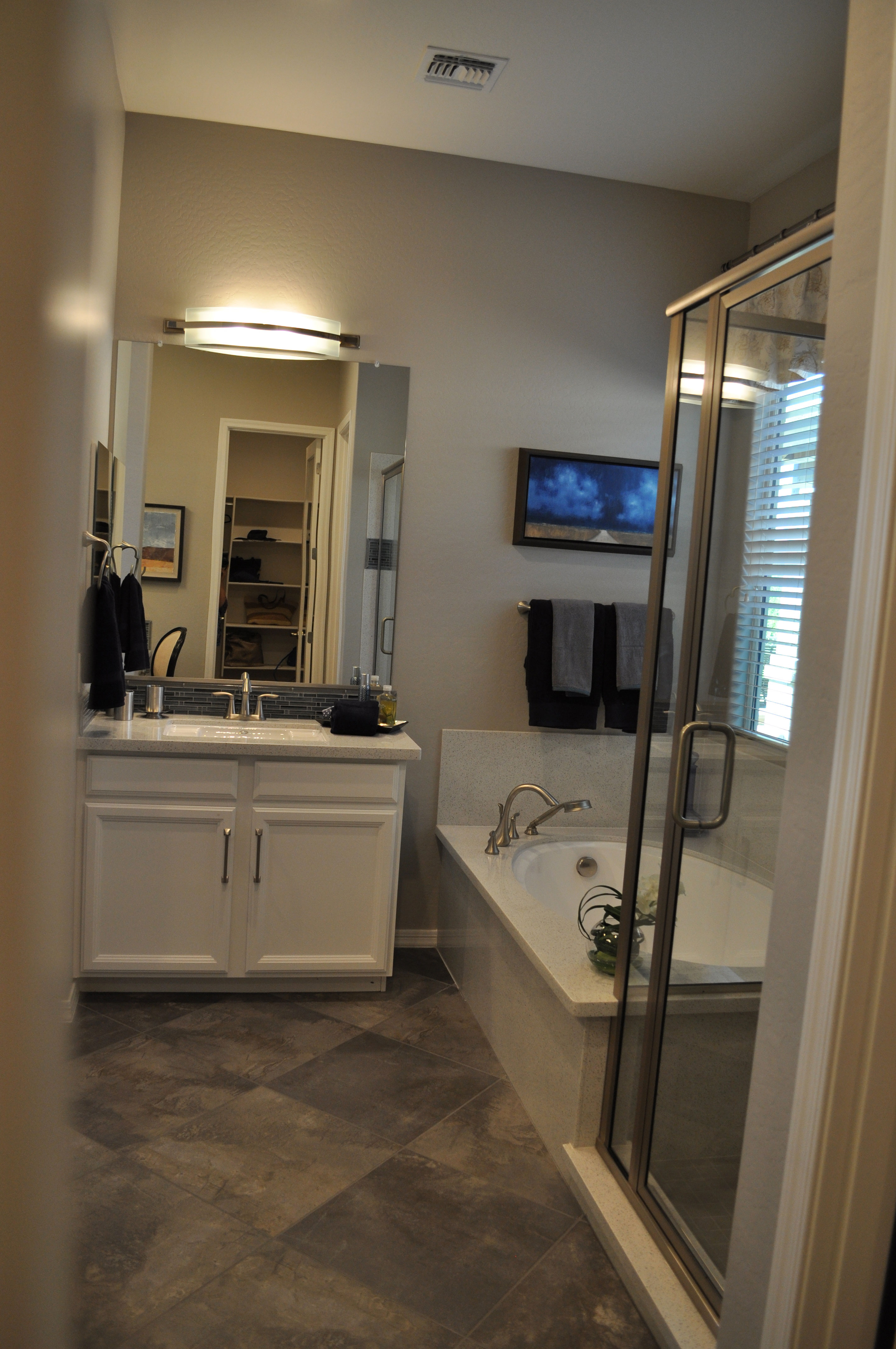 Accessorizing your Bathroom Fulton Homes